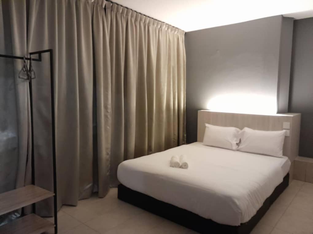 איפוה The Great Hotel מראה חיצוני תמונה